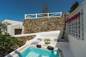 SeaView Central Suites