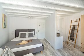 SeaView Central Suites