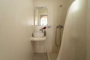 SeaView Central Suites