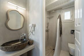SeaView Central Suites