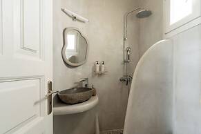 SeaView Central Suites