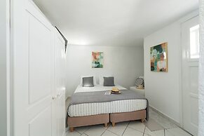 SeaView Central Suites