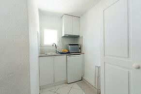 SeaView Central Suites