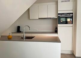 Modern Duplex Near Beach and Shops