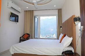Hotel Tapo Dhara