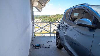 Casa com Lareira Wi-fi e Varanda com Vista
