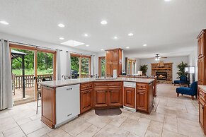 Ultimate Family Fun Escape