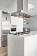 Modern Chic