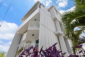Ocean Park Oasis Steps to Beach Private Parking