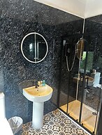 The Goodrington Sands- Apart Hotel