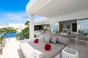 Luxury Sea View Pool Villa L at Unique Residences