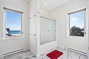 Oceanfront Home - Beach Access - Deck + Ping Pong