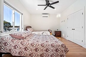 Oceanfront Home - Beach Access - Deck + Ping Pong