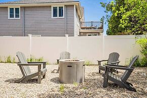 Oceanfront Home - Beach Access - Deck + Ping Pong