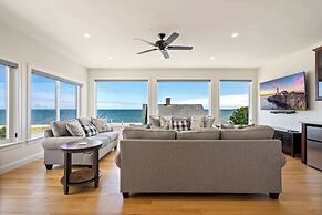 Oceanfront Home - Beach Access - Deck + Ping Pong