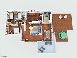 Beachfront and Only 30 Steps To Beach!