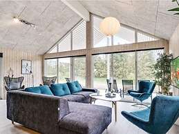 5 Star Holiday Home in Spottrup