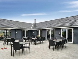 5 Star Holiday Home in Spottrup