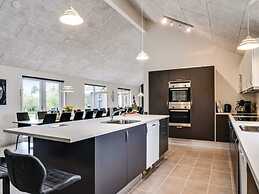 5 Star Holiday Home in Spottrup