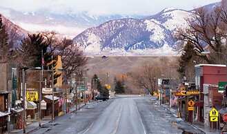 Mountain View Retreat