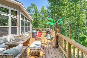 'woman Lake Chain Retreat' w/ Deck & Dock!