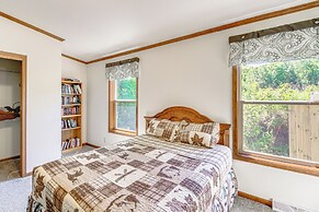 'woman Lake Chain Retreat' w/ Deck & Dock!