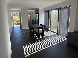 Canning Vale Family Accommodation