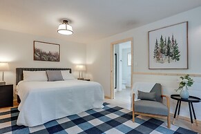 Snowmobile Trail On-site: Cozy Post Lake Retreat