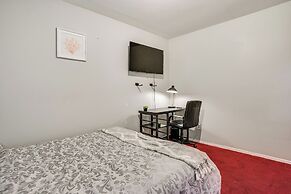 8 Mi to Long Beach: Cozy Apt w/ Fenced Yard!