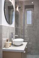 Views of all the Palaces 2BR Stunner