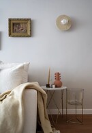 Views of all the Palaces 2BR Stunner