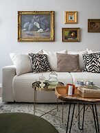 Views of all the Palaces 2BR Stunner
