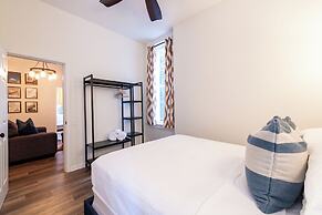 The Woodford Hotel
