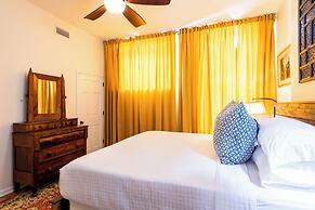 The Woodford Hotel