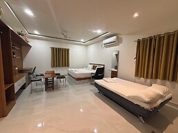 ATHIDHI HOTEL & SUITES
