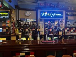 THE ROADHOUSE