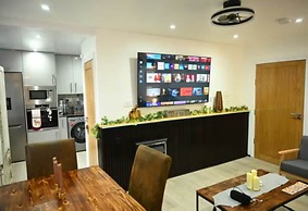 Watermead Retreat Bungalow