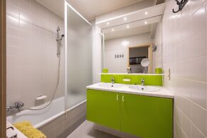 Seaview Apartment With Private Terrace