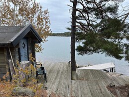 Seaside Cabin With Private Sauna
