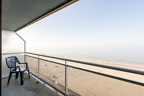 Apartment in Blankenberge With Views