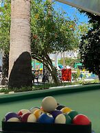 Malibu Garden Resort