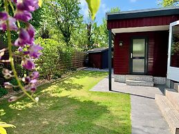 Chalet in Sint Maartenszee Near Sandy Beach