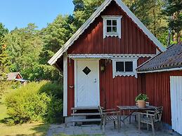 House With Guest Loft and Garden