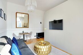 Magnificent Apartment -1br-4p- Champs-elysees
