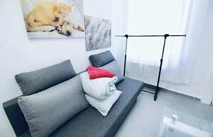 Cozy 3BR Apartment  Near Augarten Park