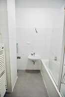 Cozy 3BR Apartment  Near Augarten Park