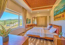 Vihani's Western Clouds by VOYE HOMES