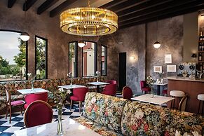Hotel Boutique Làpety