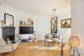 Superb Apartment Invalides Eiffel Tower