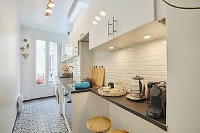 Superb Apartment Invalides Eiffel Tower